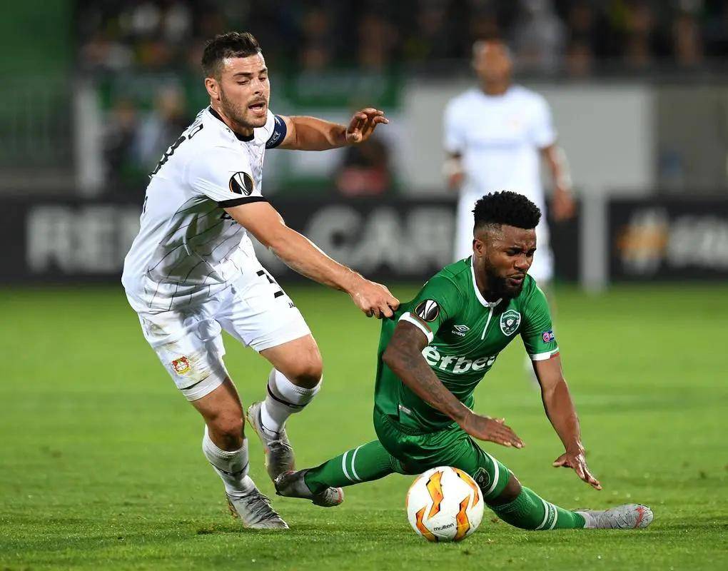 轻易得手 轻易得手