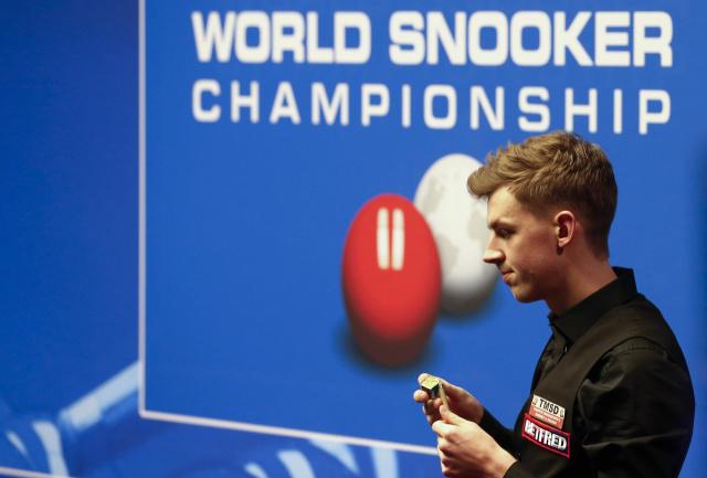 足球赛季的 足球赛季的