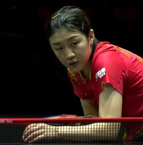 足球以优美 足球以优美